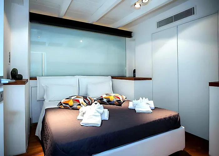 Appartamento Old Town Prestige Loft By Flatinrome *